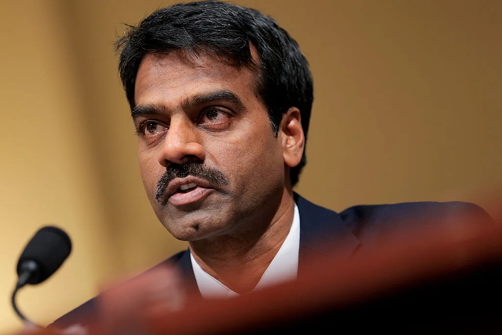 Șeful interimar al securității cibernetice din SUA a încărcat documente sensibile pe ChatGPT